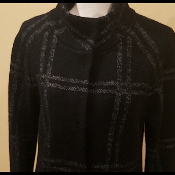 Adrienne Vittadini Black and Gray Plaid Coat - Picture 8 of 8